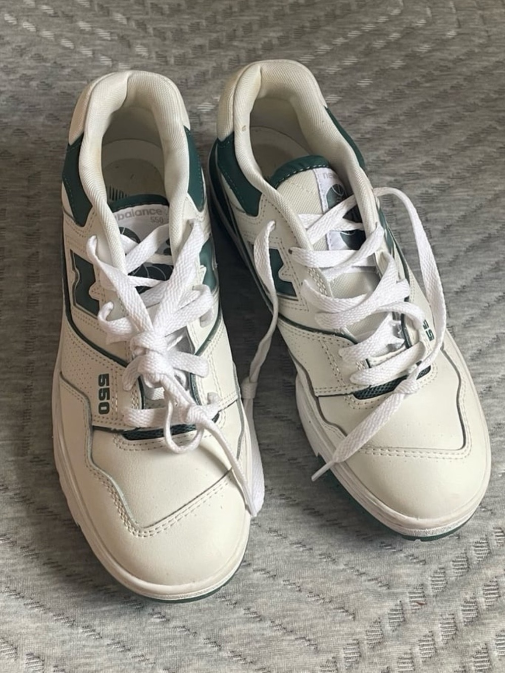 New Balance 550 Shoes